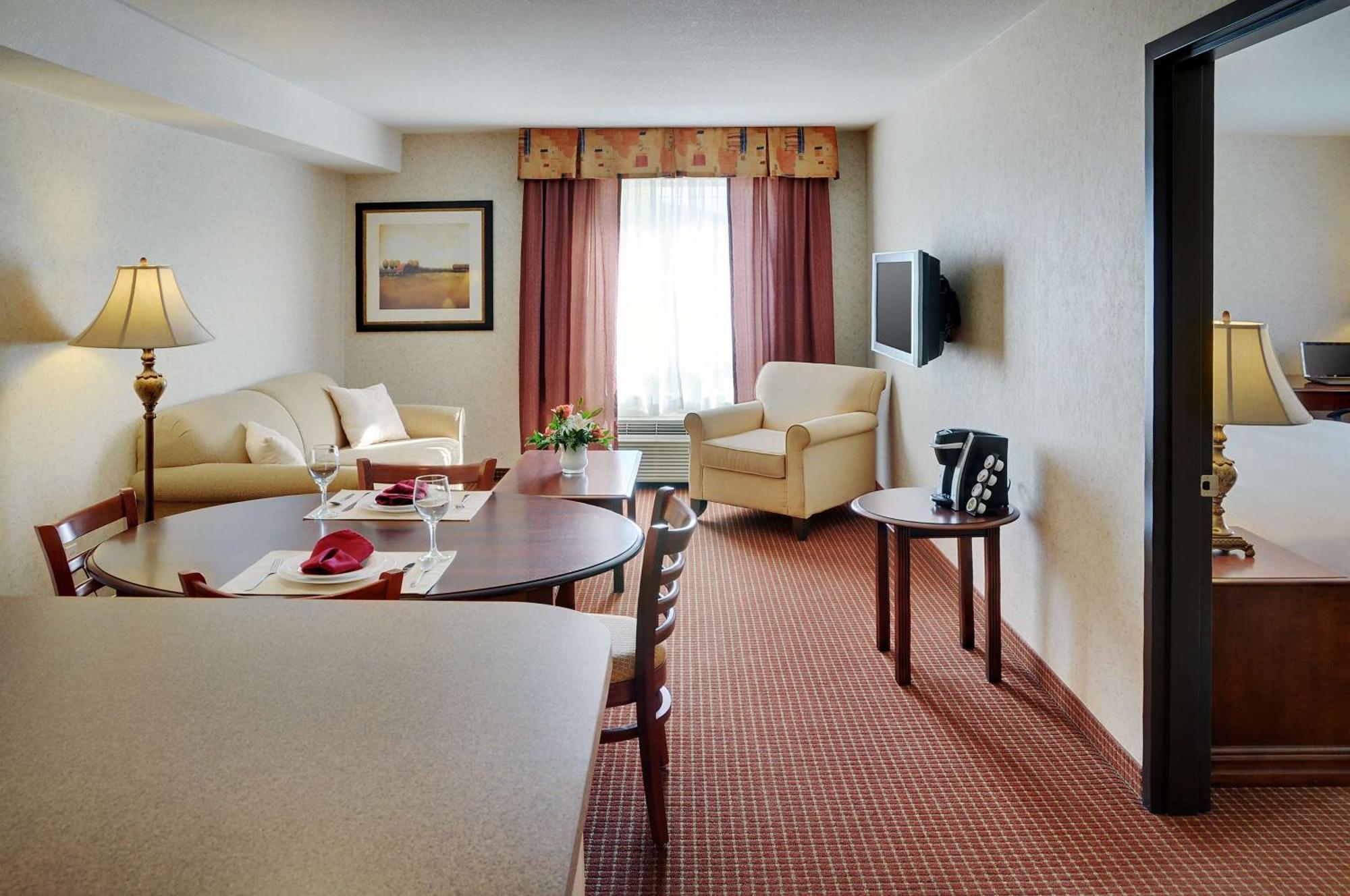 Coast Grimshaw Hotel & Suites エクステリア 写真