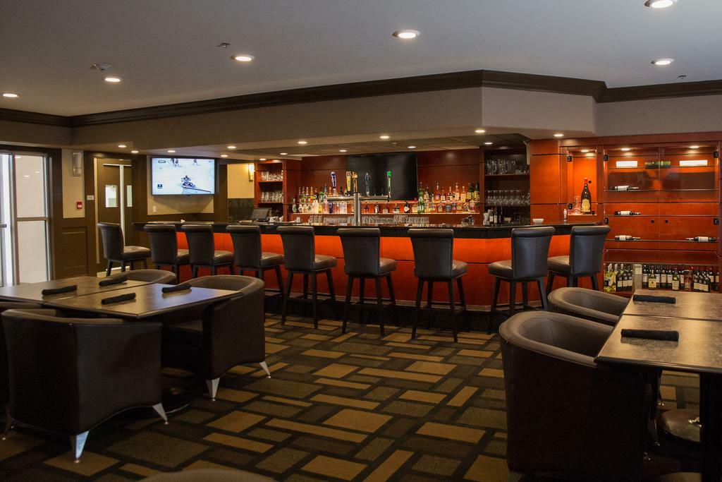 Coast Grimshaw Hotel & Suites エクステリア 写真